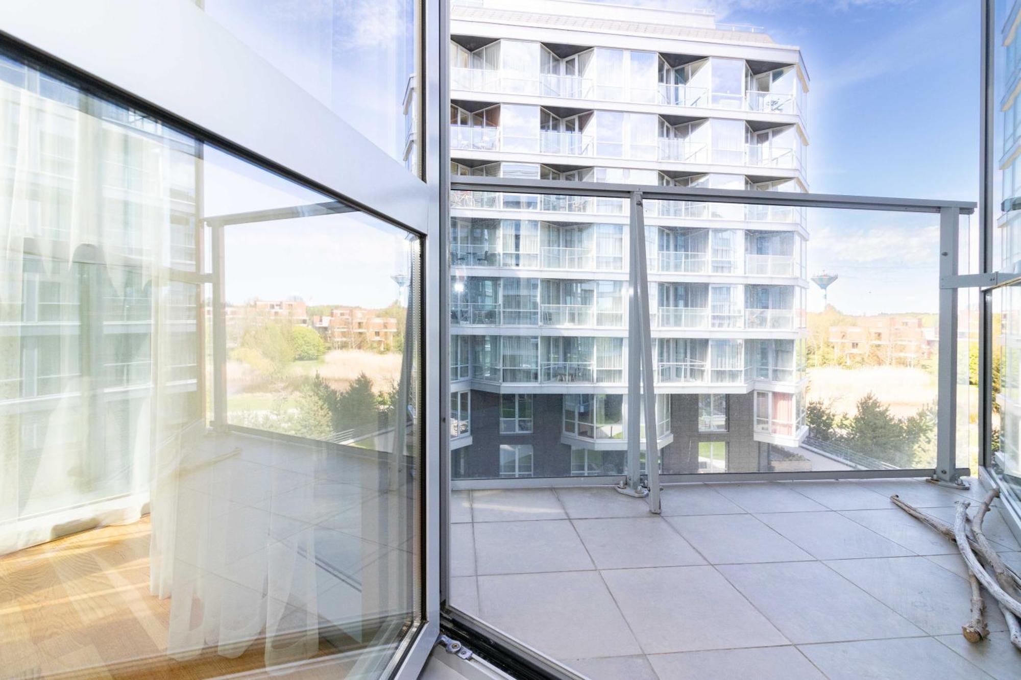 Elija Swan-Toy Apartments ซเวนตายิ ภายนอก รูปภาพ