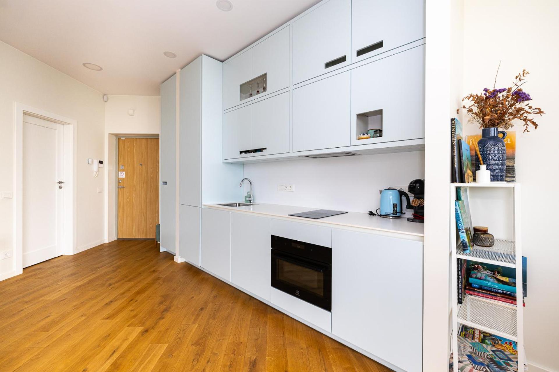 Elija Swan-Toy Apartments ซเวนตายิ ภายนอก รูปภาพ